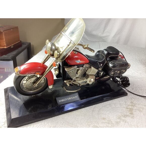 Harley-Davidson Red Heritage Softail Model Collectible Motorcycle Telephone - Picture 4 of 14
